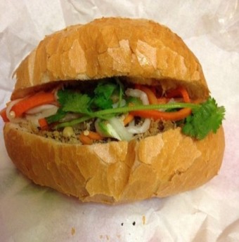 Thăm các hàng bánh mì Việt Nam ở California