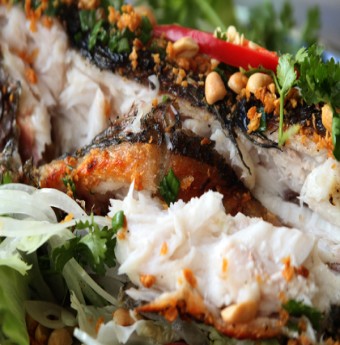 Đặc sản Nam Bộ "cá lóc nướng"