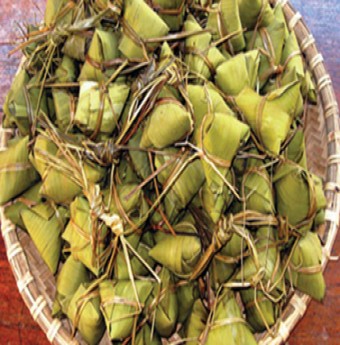 Bánh ú tro của bà Sáu
