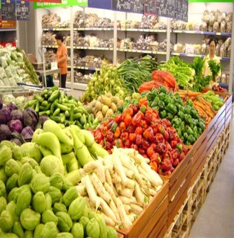 Giá thực phẩm tươi tăng mạnh sau bão