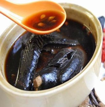 Gà hầm tam thất