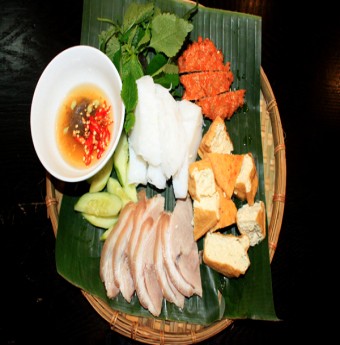 Món ngon đất Bắc ở sân bay miền Nam