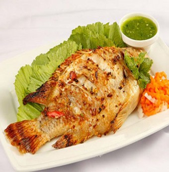 Món ngon với cá nướng chấm muối ớt xanh