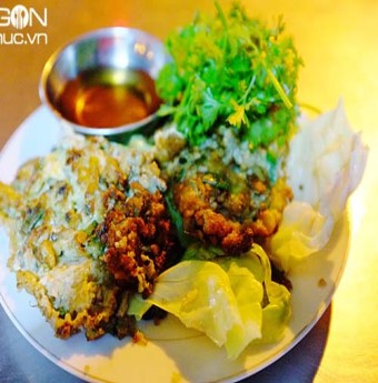 Hàu chiên trong Chợ Lớn