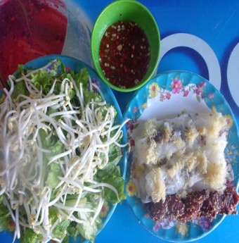 Đặc sản bánh cuốn Thọ Trường