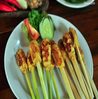 Thưởng thức ẩm thực Indonesia