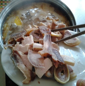 Hấp dẫn với lẩu lòng bò