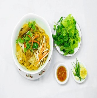 Về miền Trung kiếm tìm hương vị bún quê 