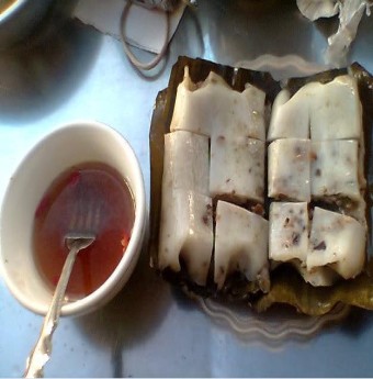 Về Hải Phòng ăn bánh bèo "cỡ đại"