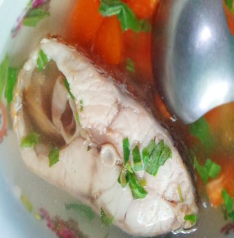 Cá hồng "chắp cánh phiêu bồng"