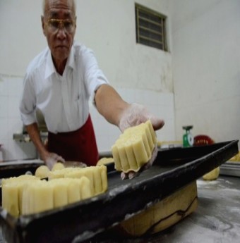 Người giữ lửa cho hương vị bánh Trung thu Hà thành
