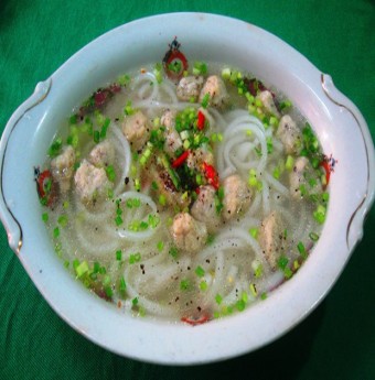 Tự hào… bánh canh quê
