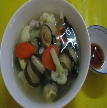 Nhớ tô canh bóng bì của ngoại 