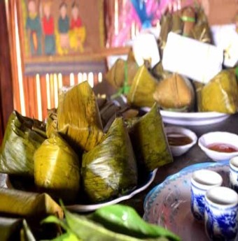 Về Bắc Giang ăn bánh vắt vai của người Cao Lan
