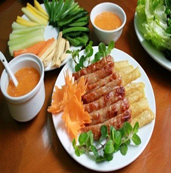 Thưởng thức những món nem ba miền