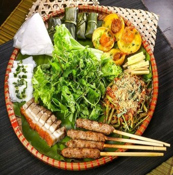 Những quán miền Trung hút hồn du khách Hà Thành