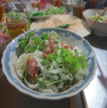 Nhớ tô mì gà xứ Quảng
