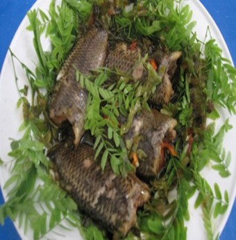 Cá rô mề kho đọt me miền Tây