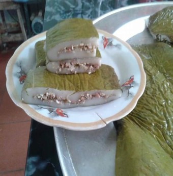 Đến Cao Bằng thưởng thức bánh trứng kiến