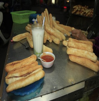 Bánh mì cay - hương vị Hải Phòng