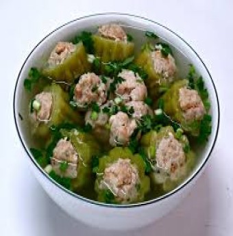  Mướp đắng nhồi thịt hấp