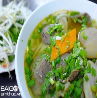 Bánh Huế giữa lòng Sài Gòn	