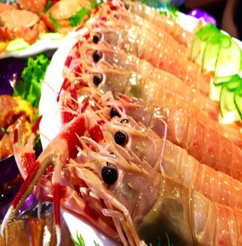 Tôm hùm xốt sò điệp