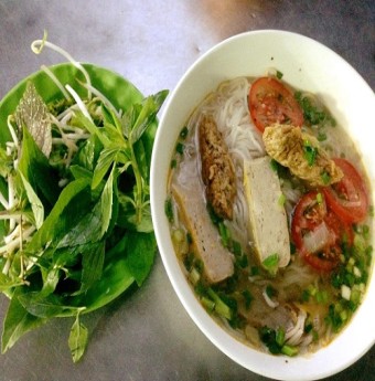 5 món bánh canh hút khách ở Sài Gòn