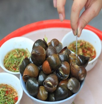 Những món nóng hấp dẫn cả trong những ngày hè ở Hà Nội