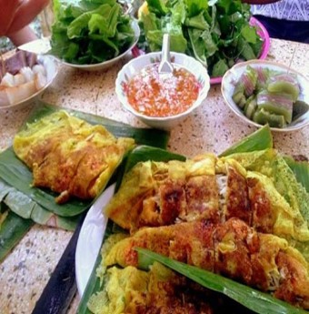 Hấp dẫn bánh xèo cá trắng miền Tây 