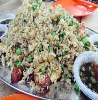 Jalan Alor - khu phố ăn đêm nhộn nhịp ở Kuala Lumpur