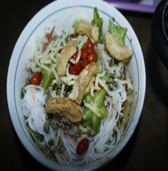 Bún hến - hương vị Huế tại Quảng Nam