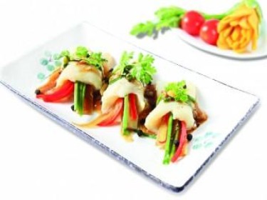 Salad cá hồi trộn boa-rô