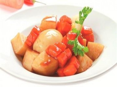 Hột vịt kho su hào - cà rốt