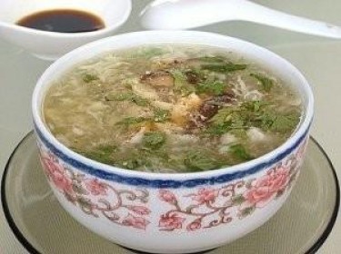 Canh trứng nấu nấm