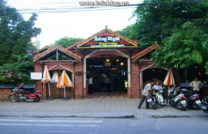 Nhà hàng Làng Ngói