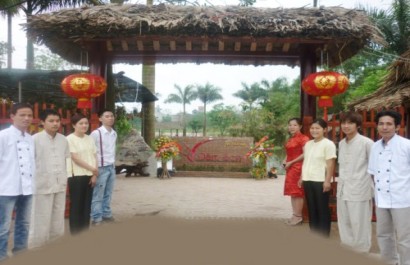 NHÀ HÀNG ĐẦM SEN