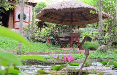Nhà hàng, cà phê Chân Đồi