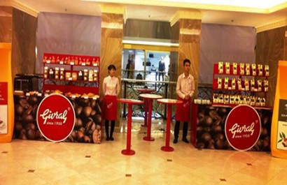 Nhà hàng Givral Cafe