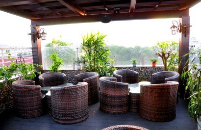 Lavender Garden bar coffe