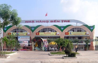 Nhà hàng nổi Bến Tre