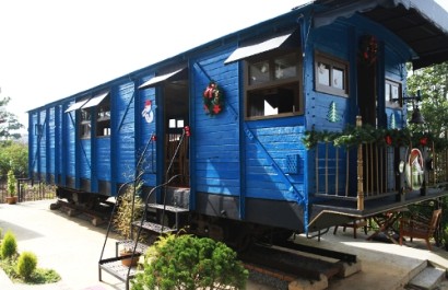 Dalat train café