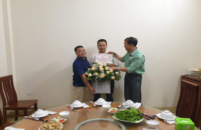 Nhà Hàng Bốn Mùa