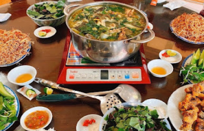 Nhà Hàng Sen Hồng