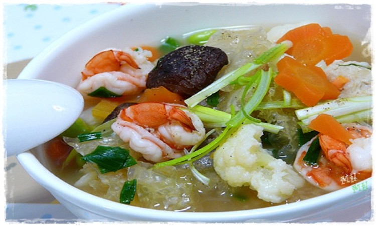 Canh bóng thập cẩm