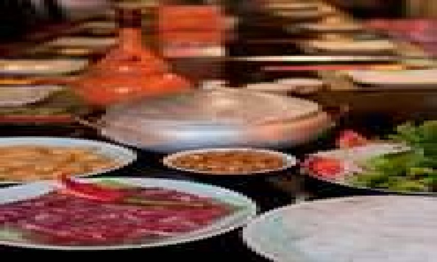 Nhà hàng Ao ta - Huỳnh Thúc Kháng