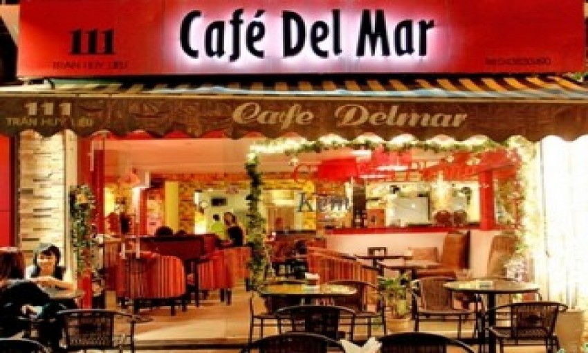 Cafe Delmar