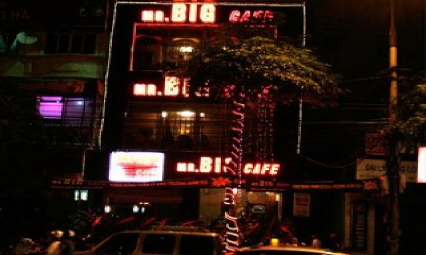 Mr Big cafe