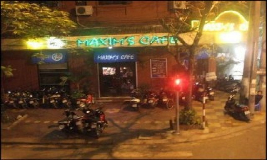 MAXIM'S CAFE