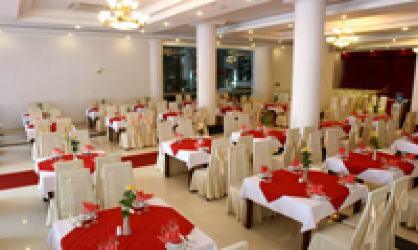 Nhà hàng khách sạn Hùng Vương